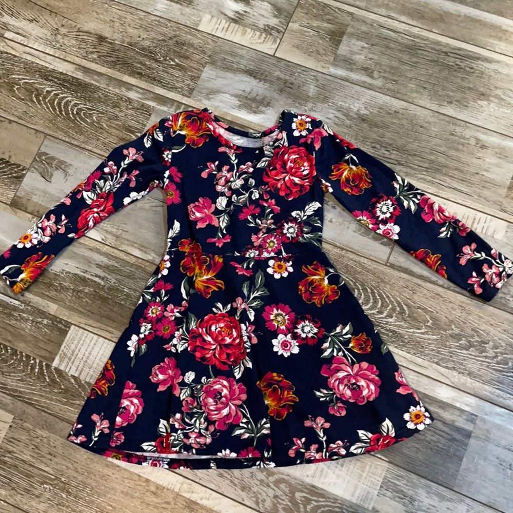 Long sleeve floral dress